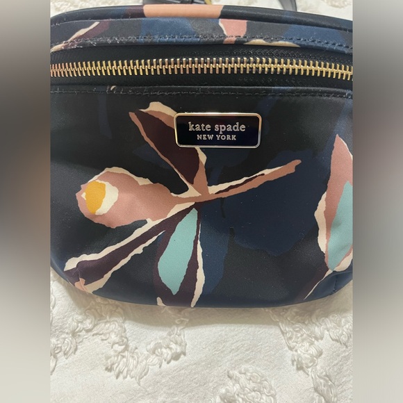 Kate Spade belt bag - Picture 2 of 4